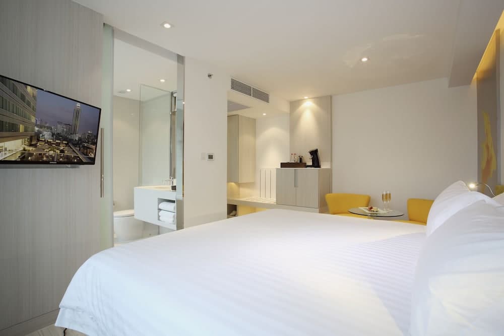 Centara Watergate Pavilion Hotel Bangkok — 9