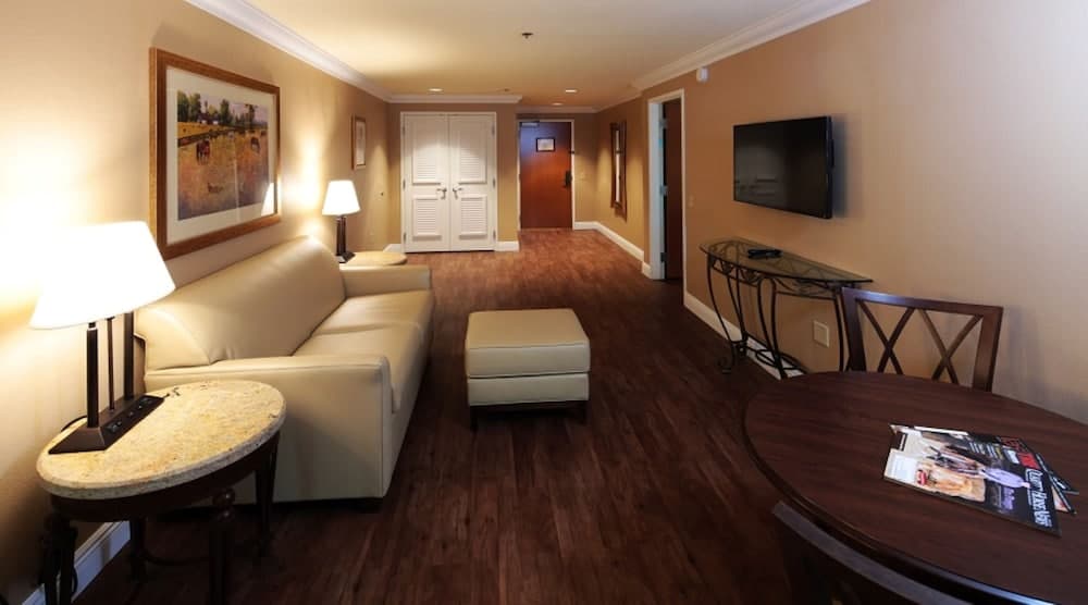 South Point Hotel, Casino, and Spa — 9