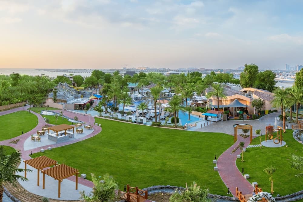 Al Habtoor Grand Resort, Autograph Collection® — 3
