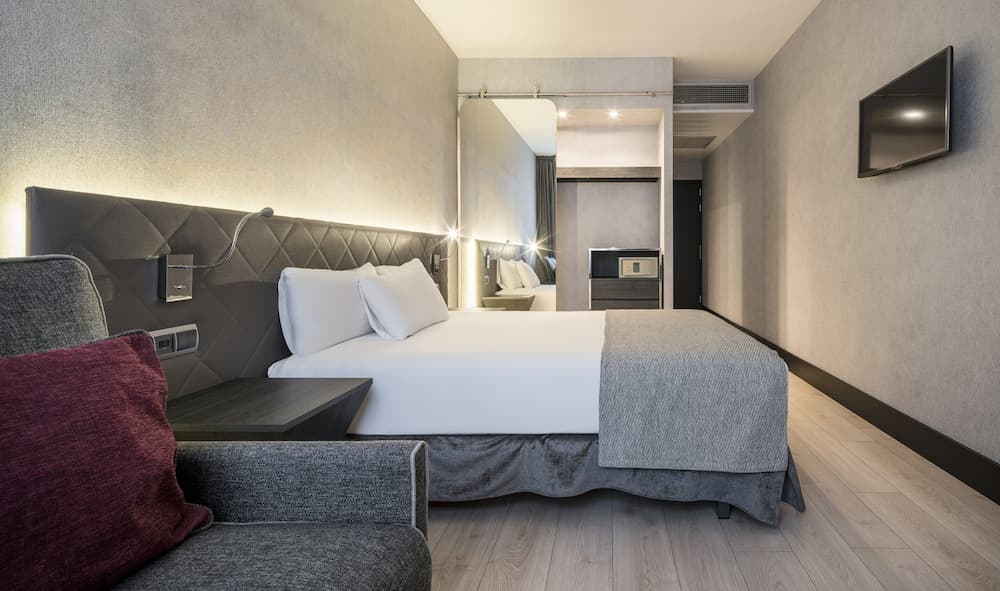 Hotel ILUNION Bel Art — 28