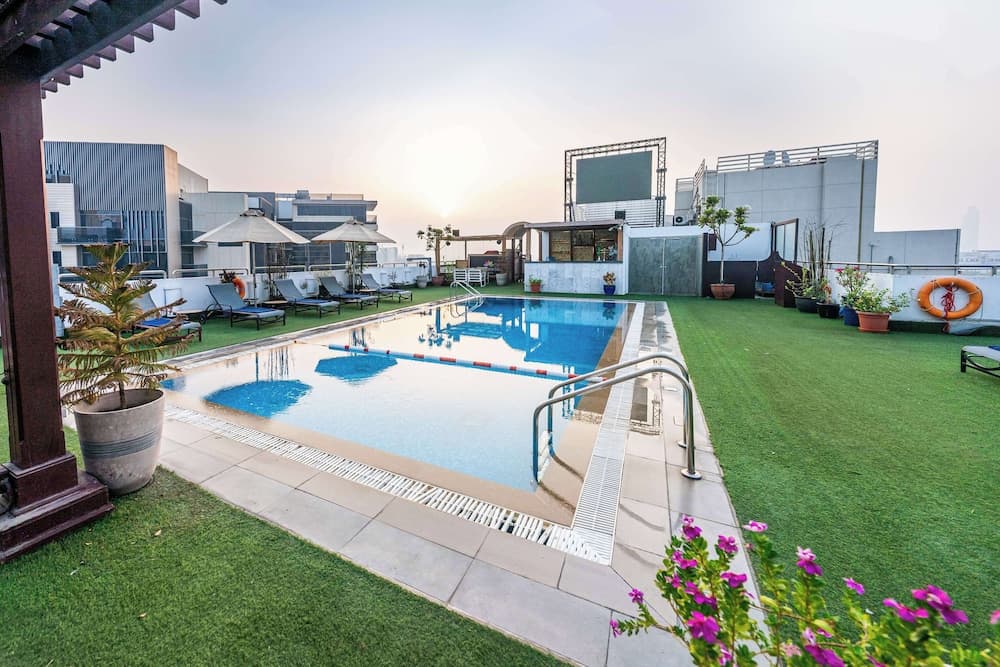 Hilton Garden Inn Dubai Jumeirah — 27