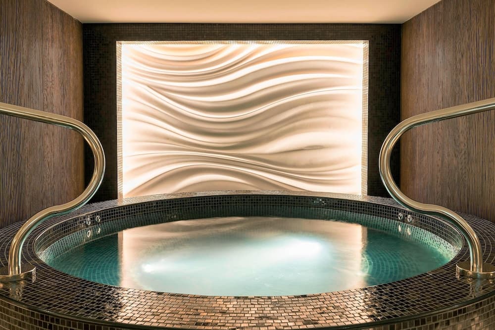 Sheraton Grand Hotel, Dubai — 18
