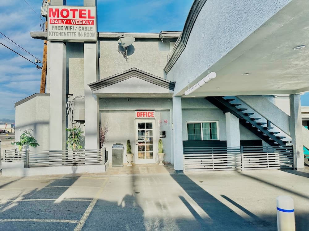 Perfect Inn Motel — 1
