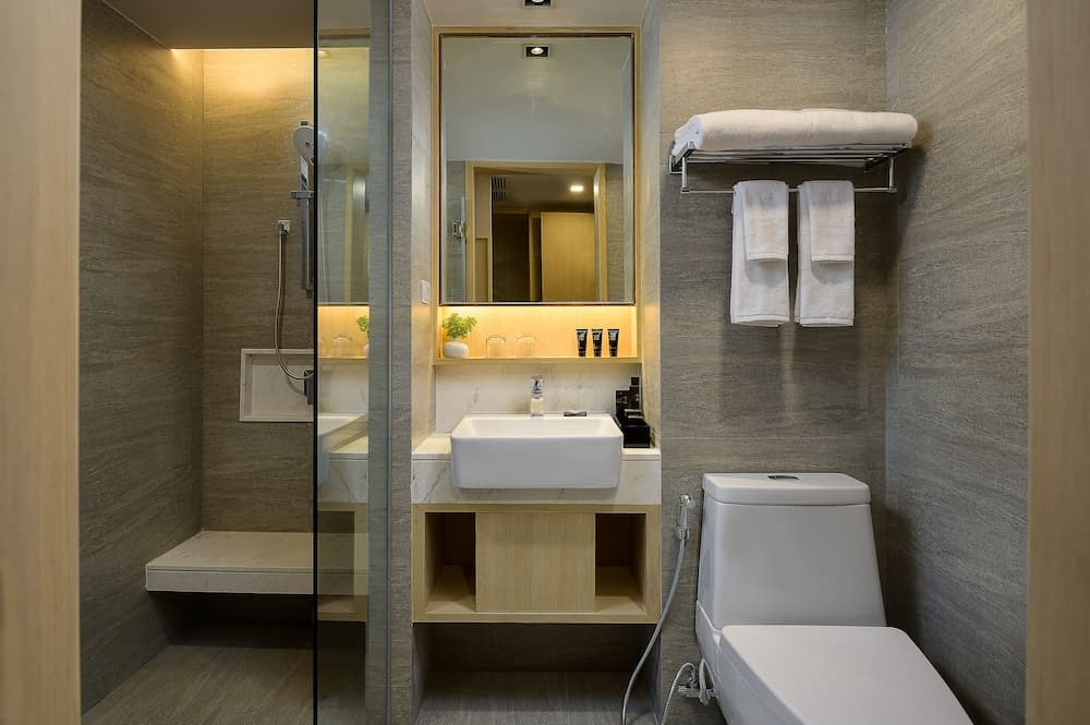 Eleven Hotel Bangkok — 20
