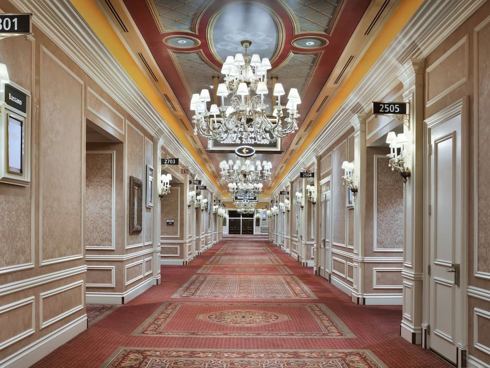 Der Venetian Prestige Club Lounge — 3