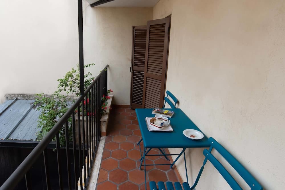 Albergo Del Senato — 25