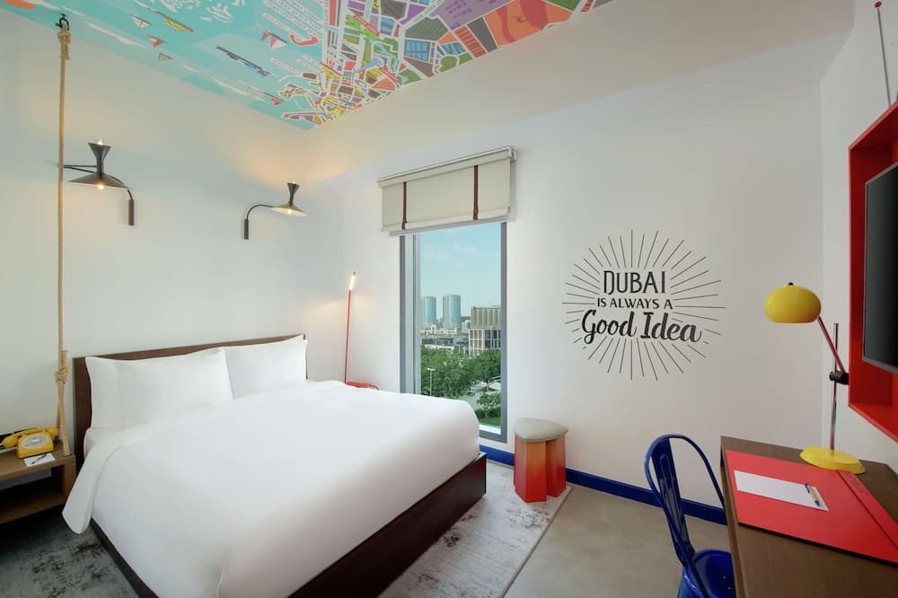 Hampton by Hilton Dubai Al Seef — 12