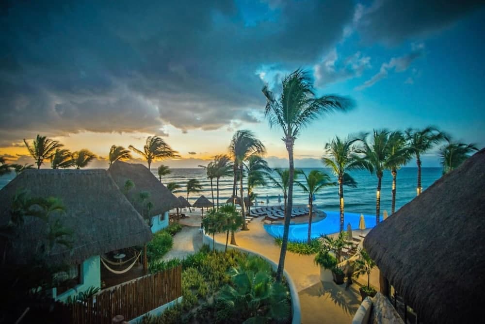 Mahekal Beach Front Resort & Spa — 27