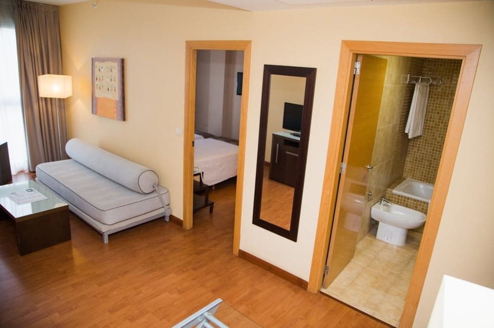 Hotel Vértice Sevilla — 17