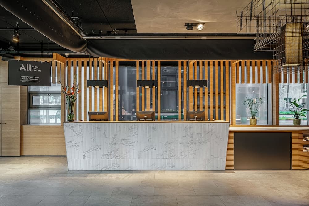 Mercure Hotel Amsterdam Sloterdijk Station — 15
