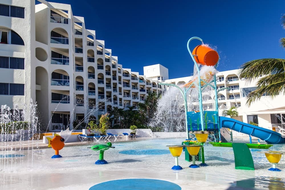 Aquamarina Strandresort — 11