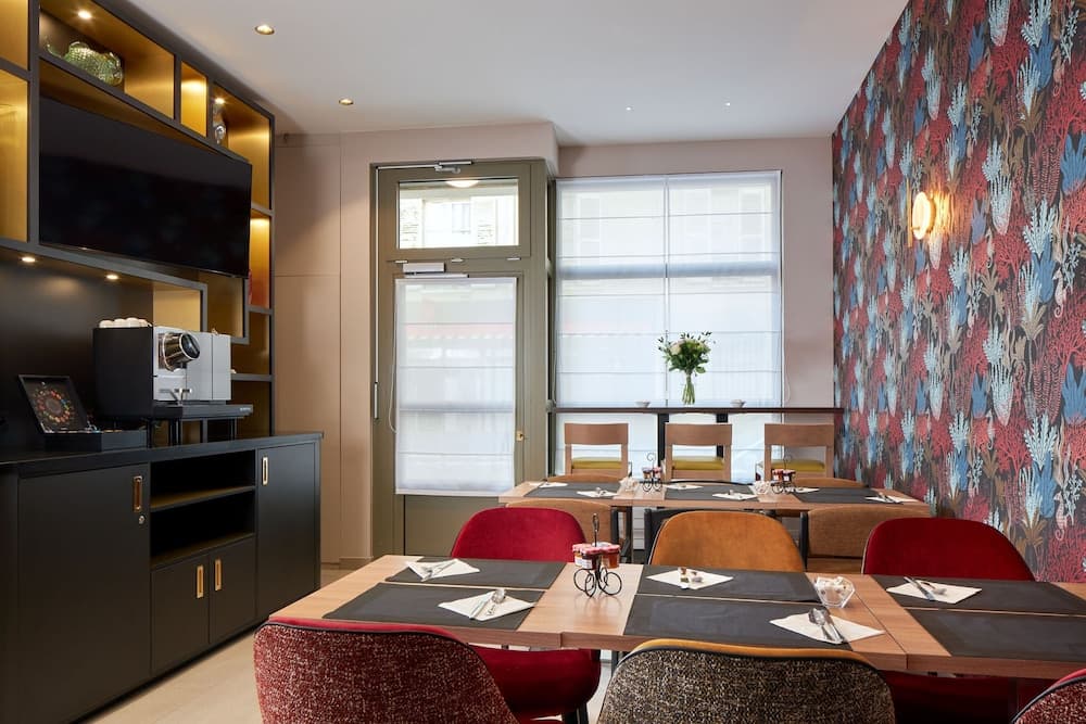 Hotel Tourisme Avenue — 19