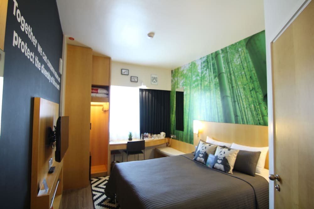 ibis One Central Hotel — 21