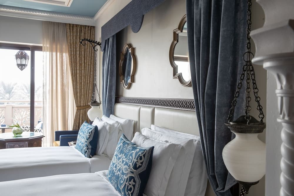 Jumeirah Al Qasr Dubai — 17