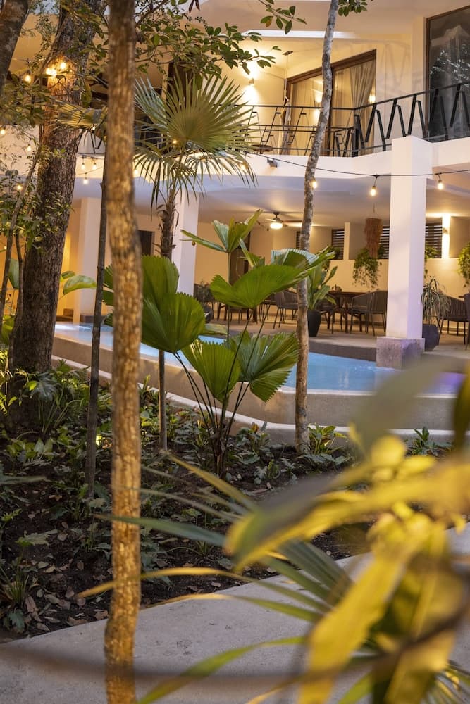 K'uyen Boutique Hotel — 10