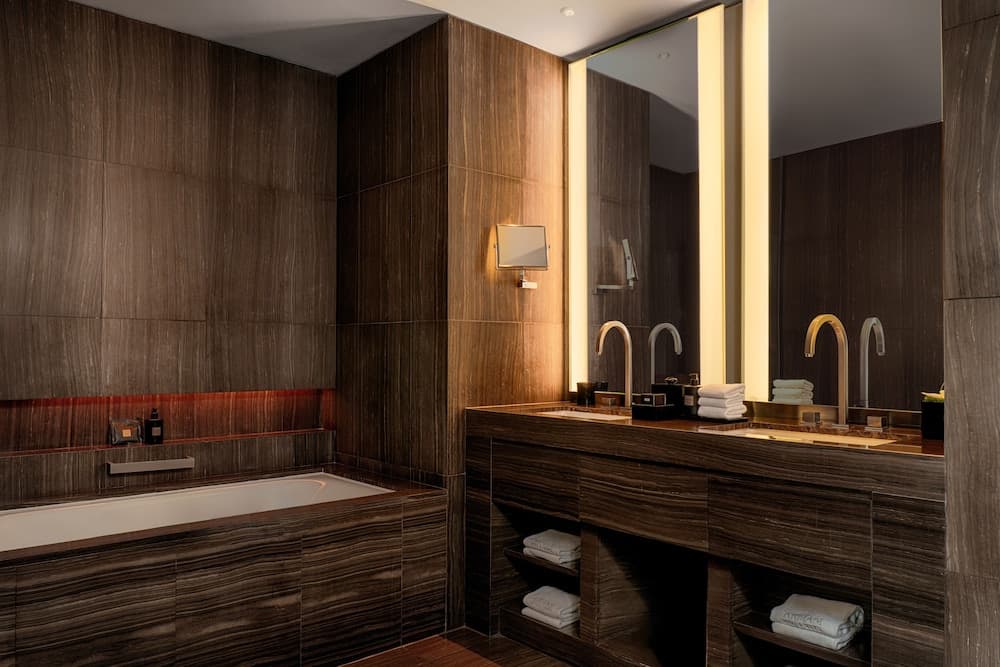 Armani Hotel Dubai, Burj Khalifa — 15
