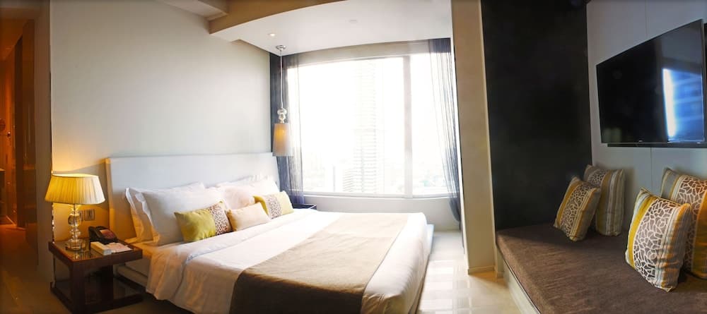 Mode Sathorn Hotel — 20