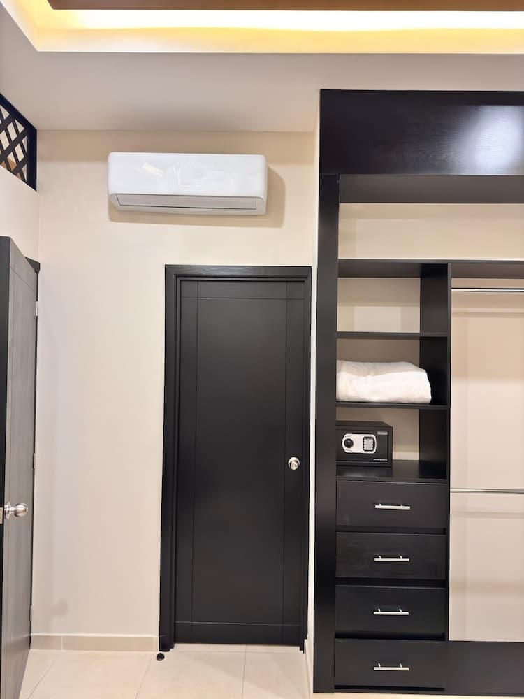 HOTEL SOCRAM GH — 19