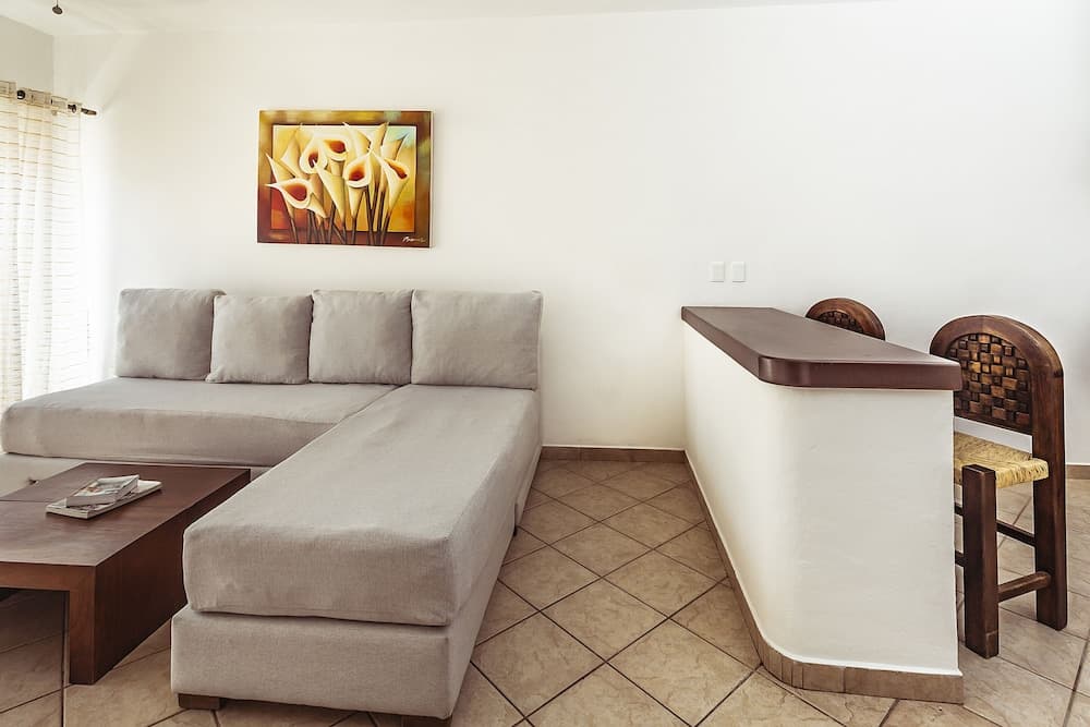 Fabiola Condo Hotel — 8