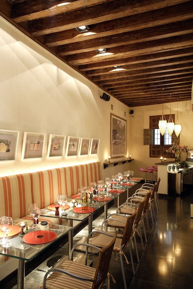 Boutique-Hotel Corral del Rey by ALUZ Collection — 12