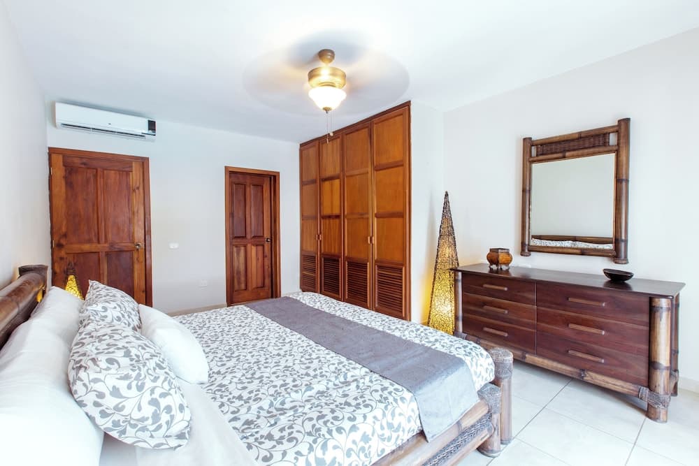 LAS TERRAZAS - POOL VIEW SUITES — 11