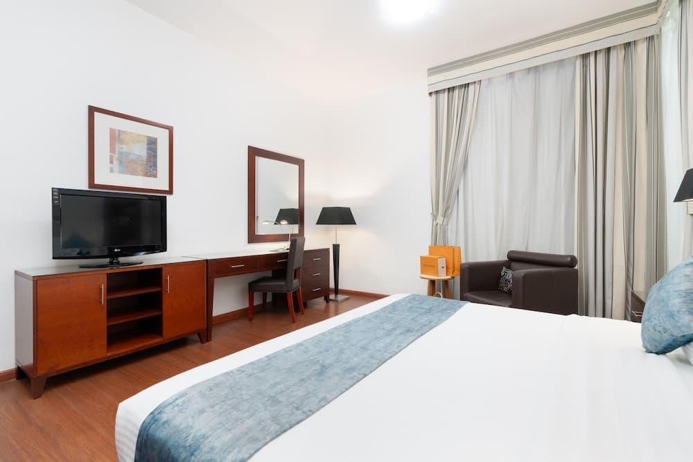 Hotel y Residencias Golden Sands — 19