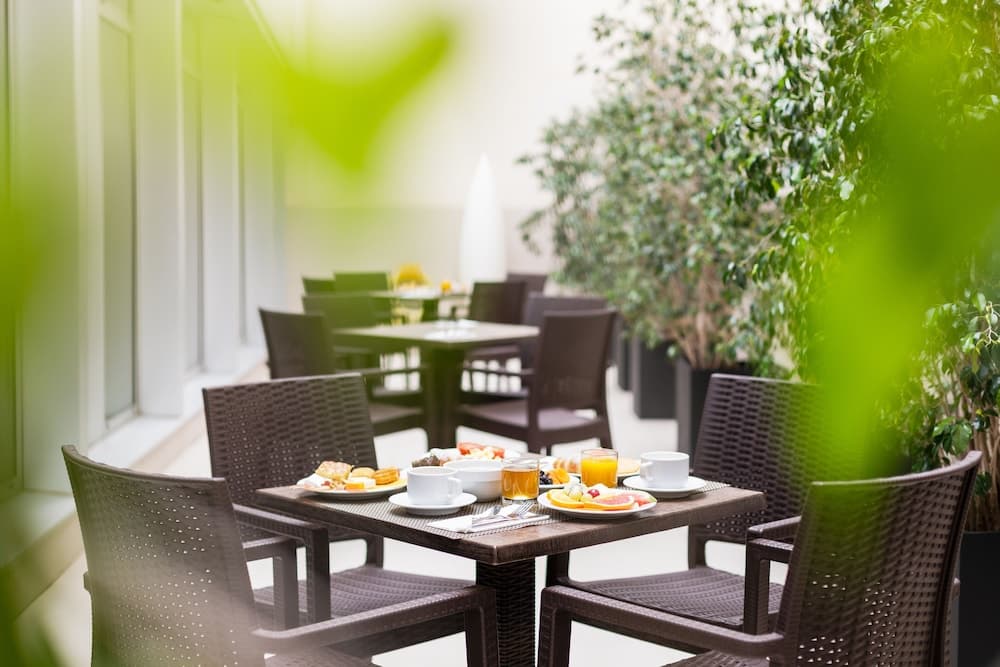Hotel Lugano — 5