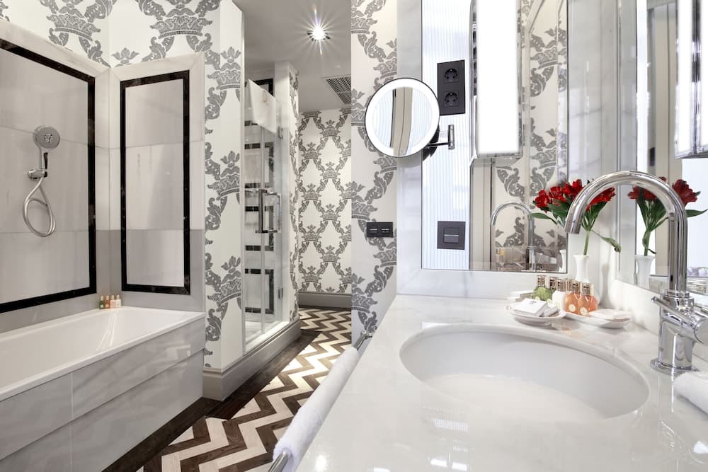 Relais & Châteaux Heritage Madrid — 22