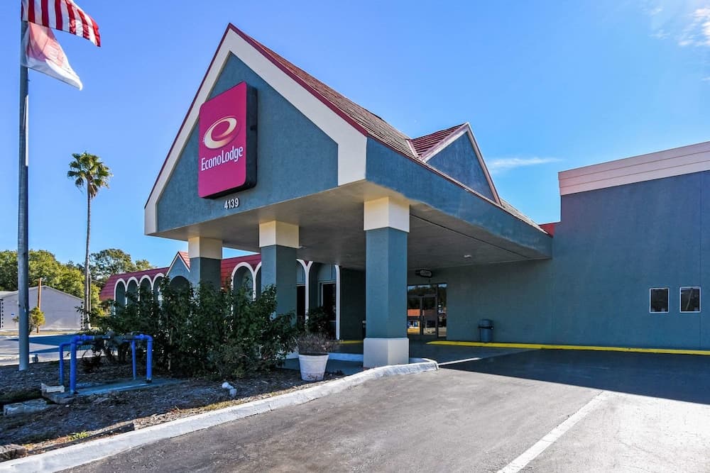Econo Lodge Busch Gardens — 1