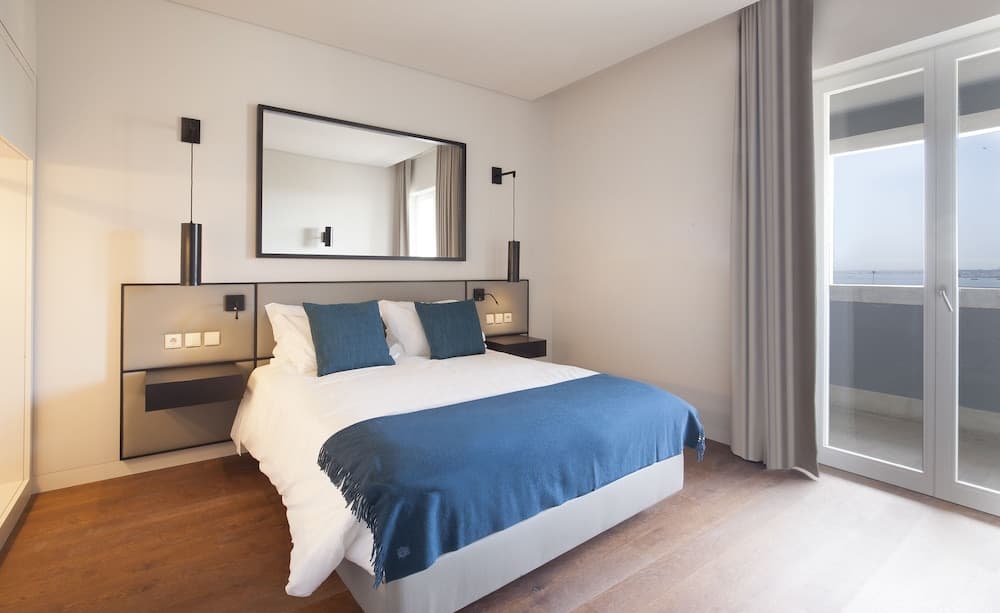 Lisbon Five Stars Apartments 8 Building — 17