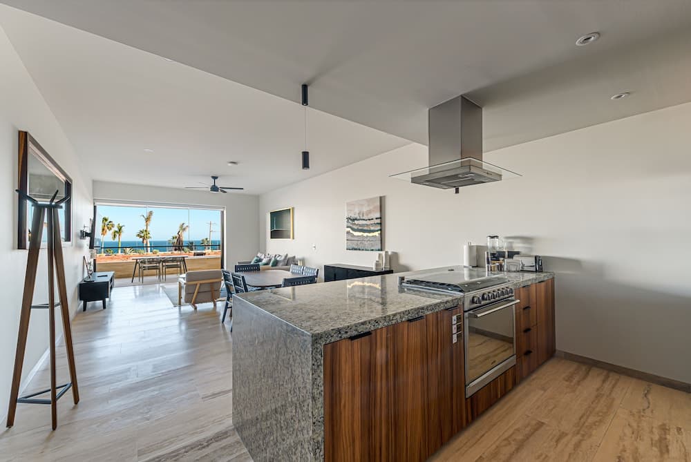 Marella Cabo — 28