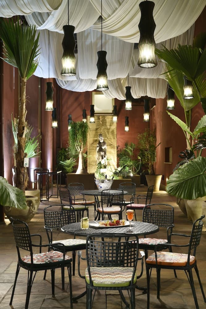 Enterprise Hotel — 23