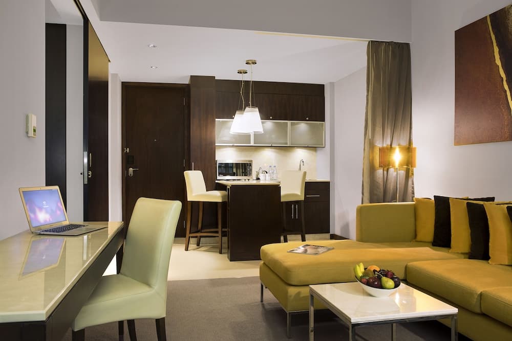 Centro Barsha — 16