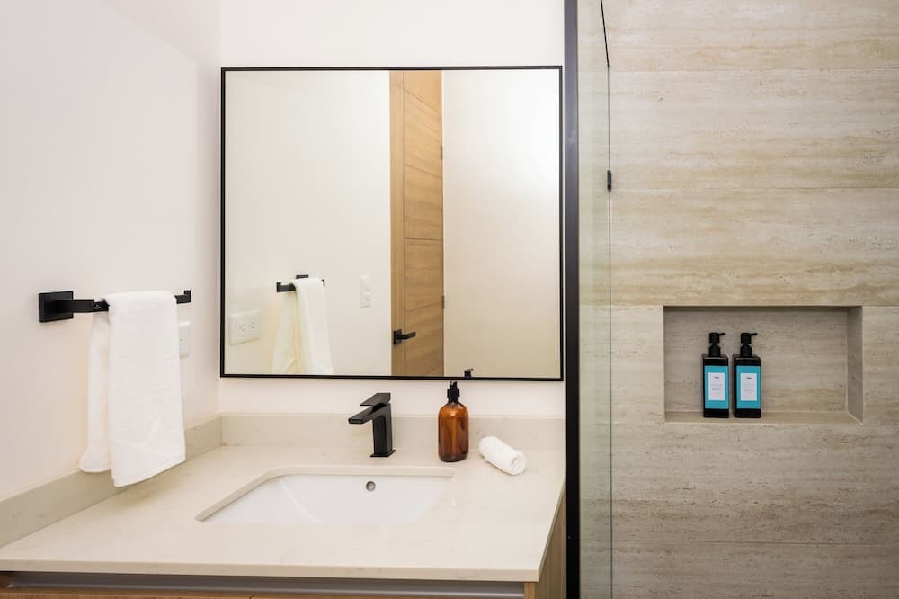 Cumbres Garden luxury apartments — 23