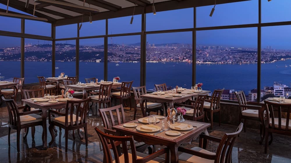 InterContinental Istanbul by IHG — 17