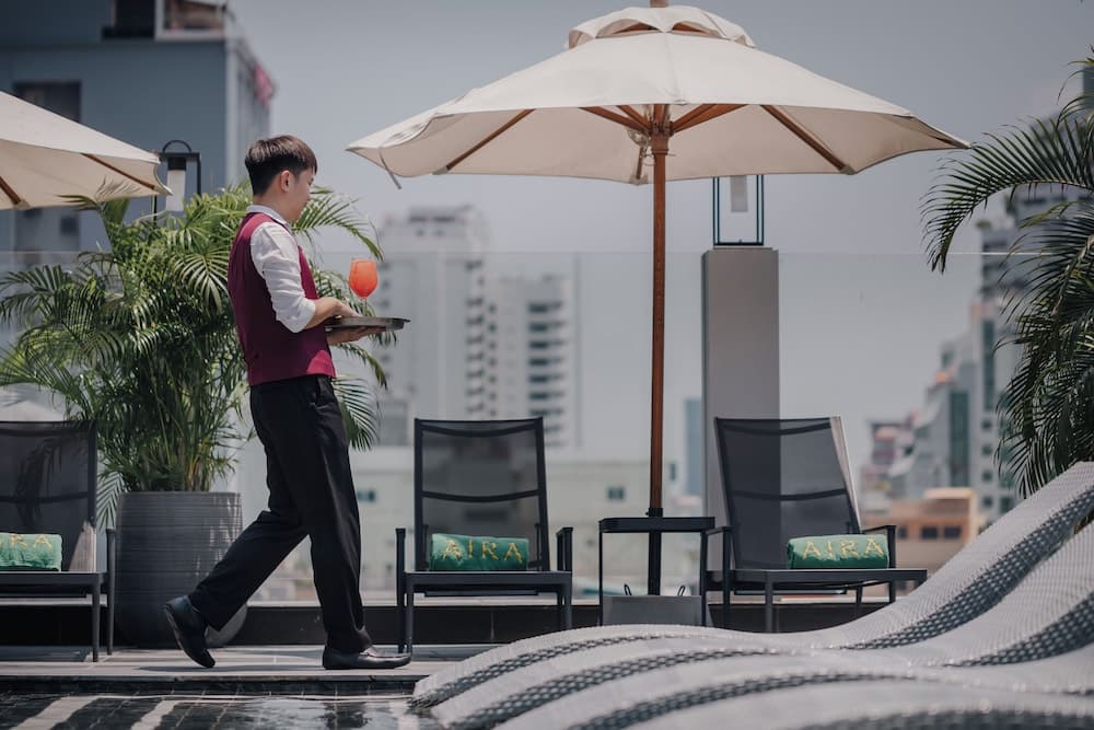 Aira Hotel Bangkok — 26