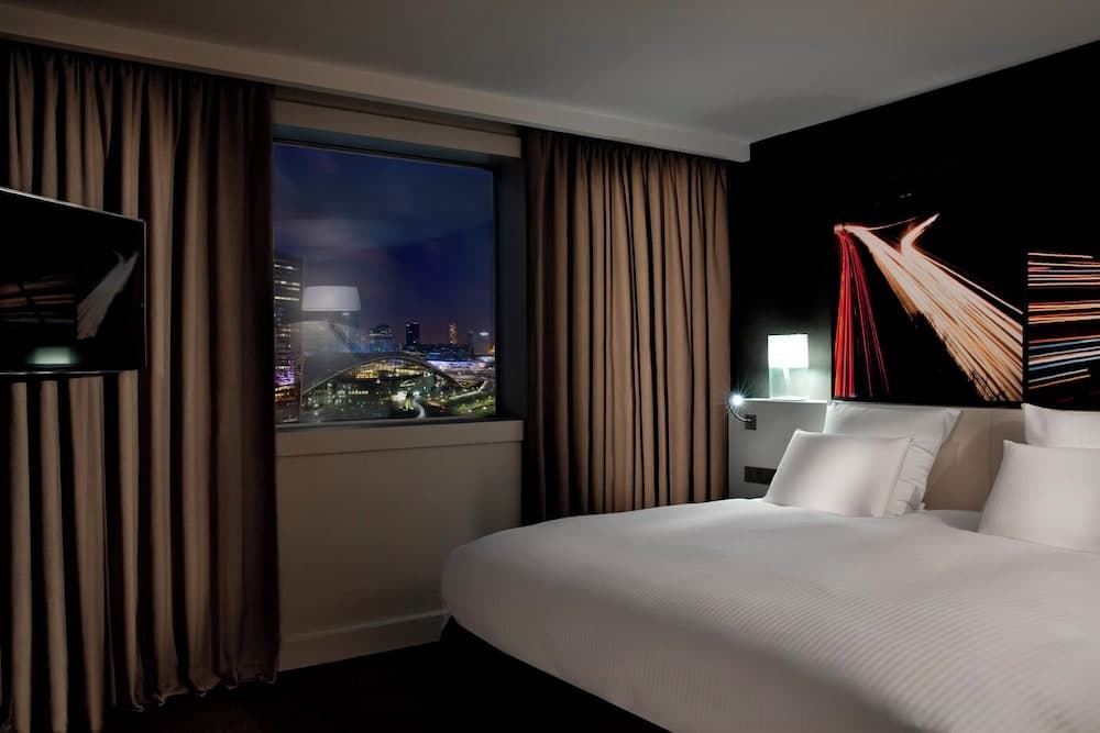 Pullman Paris Montparnasse Hotel — 18