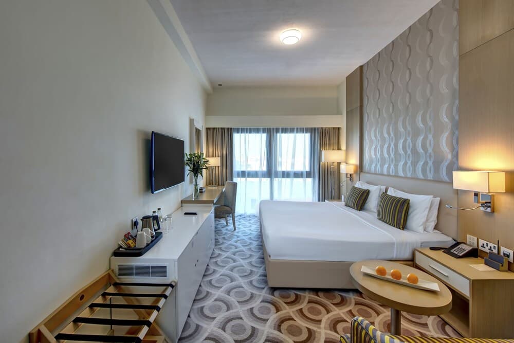 Metropolitan Hotel Dubai — 9