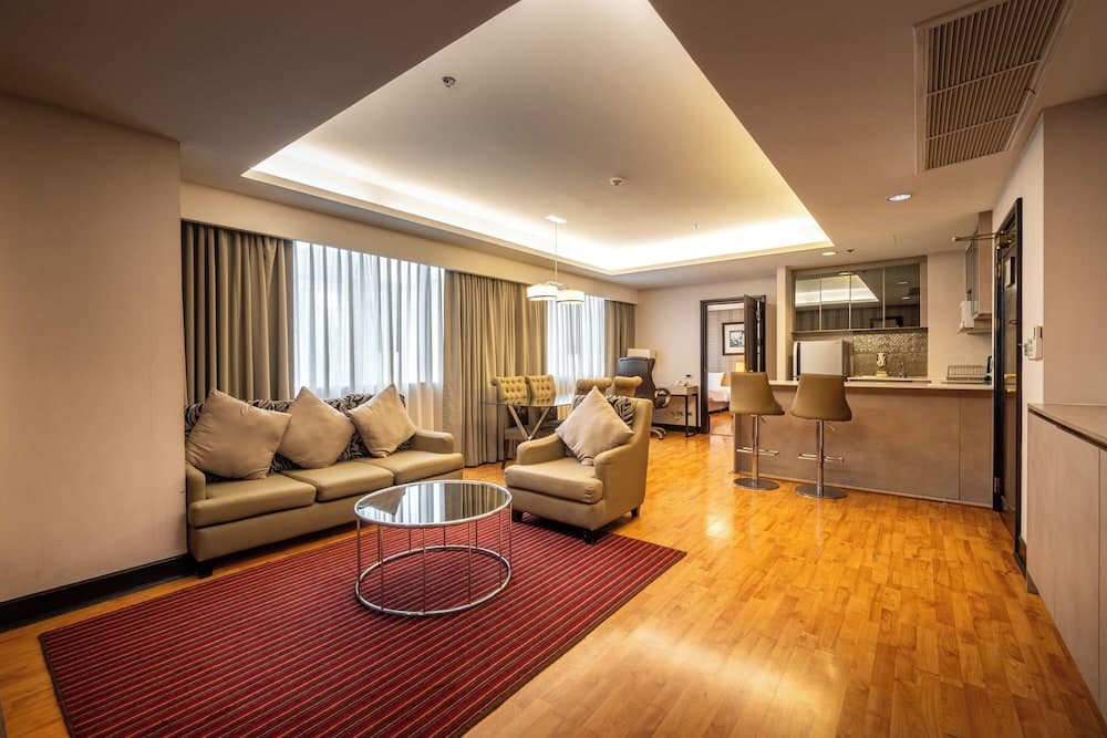 Rembrandt Residences Bangkok — 25