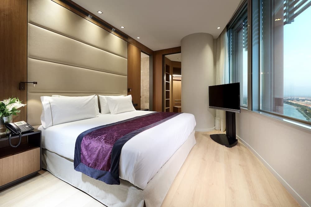 Eurostars Torre Sevilla — 12