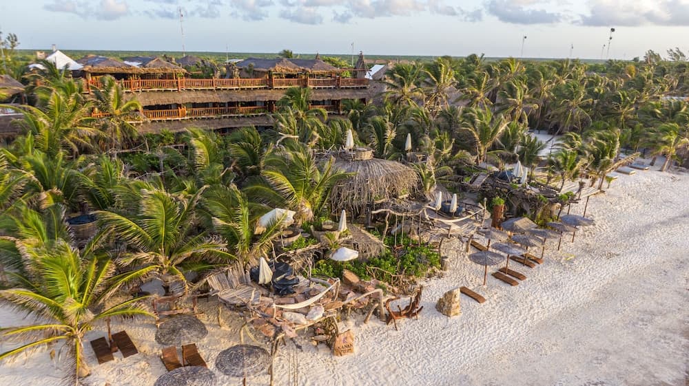 Kanan Tulum Árbol, Terraza, Club de Playa y Spa - Solo Adultos — 1