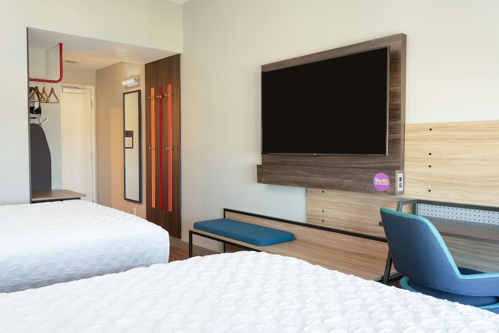 Tru by Hilton Fort Lauderdale Downtown — 19