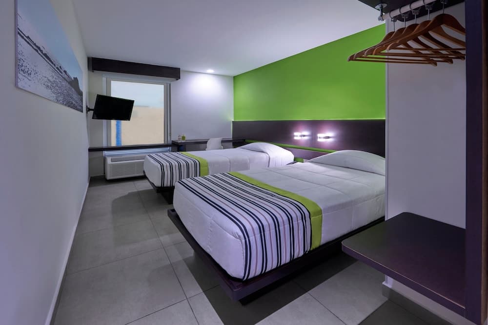 City Express Junior by Marriott Cancun — 3