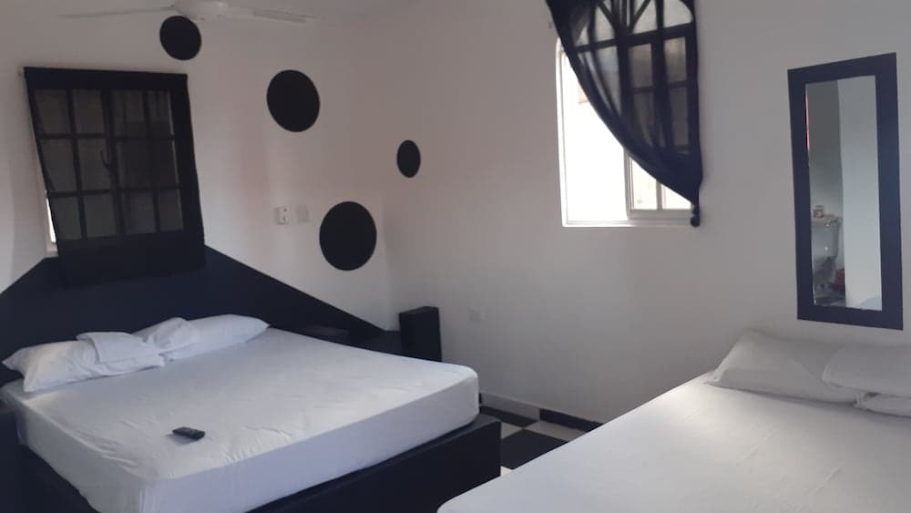Hotel Punto 4 — 9