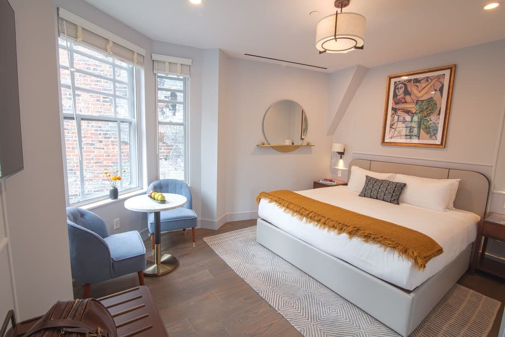 Hotel Belleclaire — 9