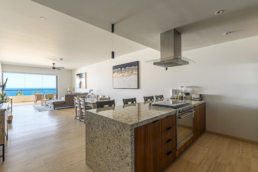 Marella Cabo — 26