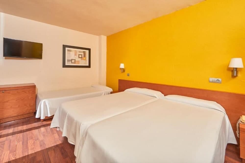 MLL Blue Bay Hotel — 13
