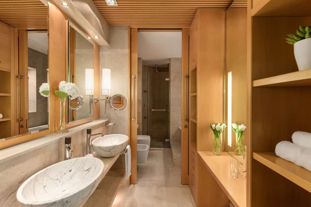 Shangri-La Dubai — 11