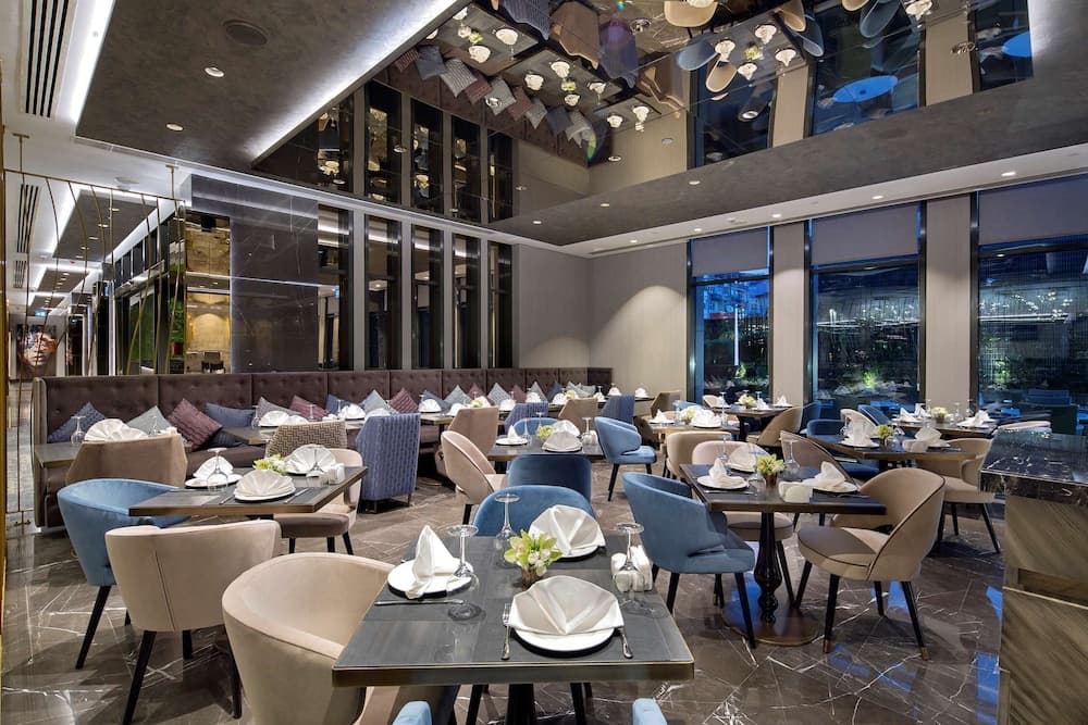DoubleTree by Hilton Hotel Estambul - Piyalepasa — 18