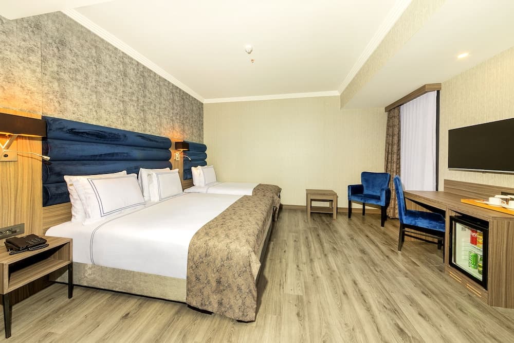 Demiray Hotel & Spa — 4